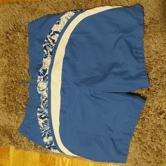 PIERRE CARDIN SWIM TRUNKS SIZE XXL - Picture 3 of 3
